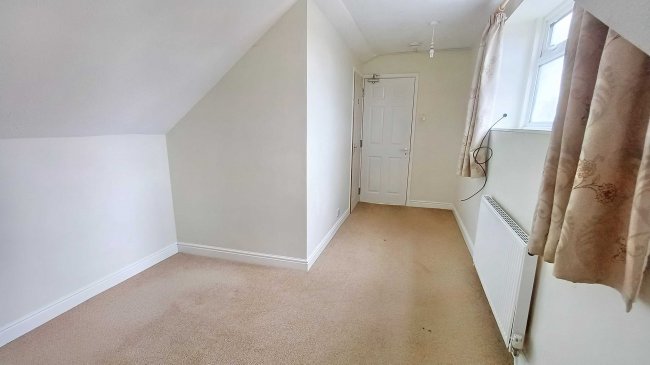 2 Freydon Way, Calow, Chesterfield S44 5TR 6