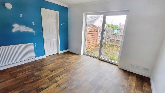 2 Freydon Way, Calow, Chesterfield S44 5TR 6