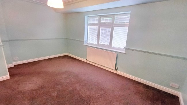 2 Freydon Way, Calow, Chesterfield S44 5TR 6