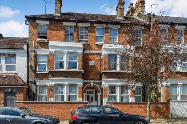 Flat 2, 11 Mount Pleasant Road, Tottenham, London N17 6TR 8