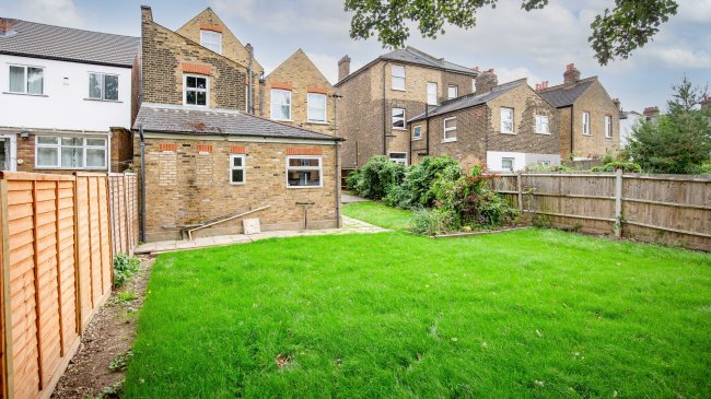 186 Mackenzie Road, Beckenham, BR3 4SF 5