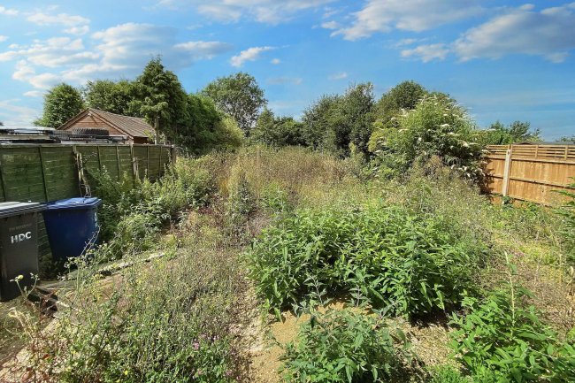 22 Ashbeach Road, Ramsey St Marys, Huntingdon, Cambridgeshire PE26 2SZ 5