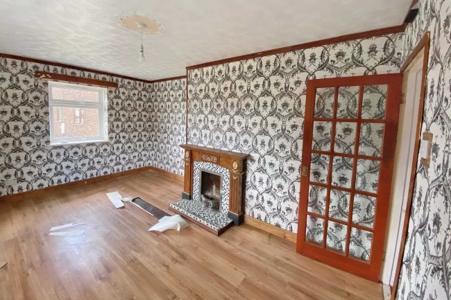 22 Ashbeach Road, Ramsey St Marys, Huntingdon, Cambridgeshire PE26 2SZ 5