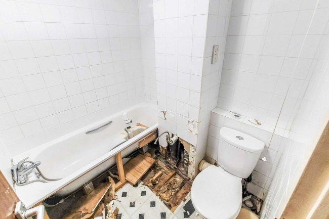 5 Danziger Way, Borehamwood, WD6 5DA 3