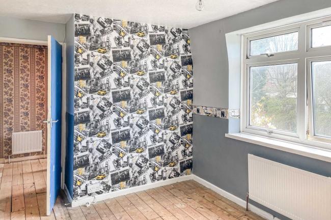 34 Eastdale Road, Burgess Hill, RH15 0NH 10