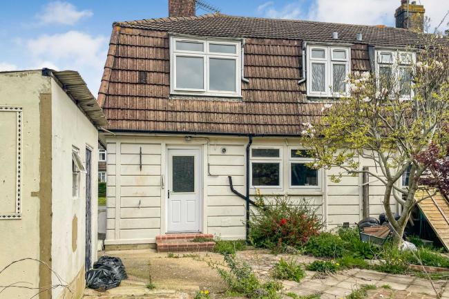 34 Eastdale Road, Burgess Hill, RH15 0NH 10