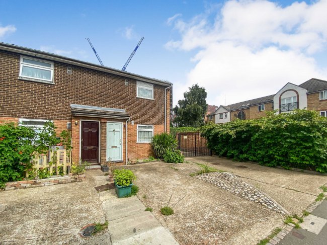 3 Vine Place, Hounslow, Middlesex, TW3 3UE 9