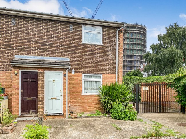 3 Vine Place, Hounslow, Middlesex, TW3 3UE 9