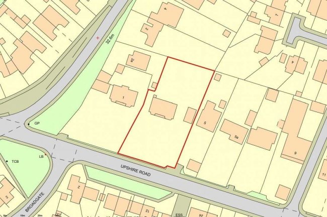 3 Upshire Road, Waltham Abbey, Essex, EN9 3NP 9