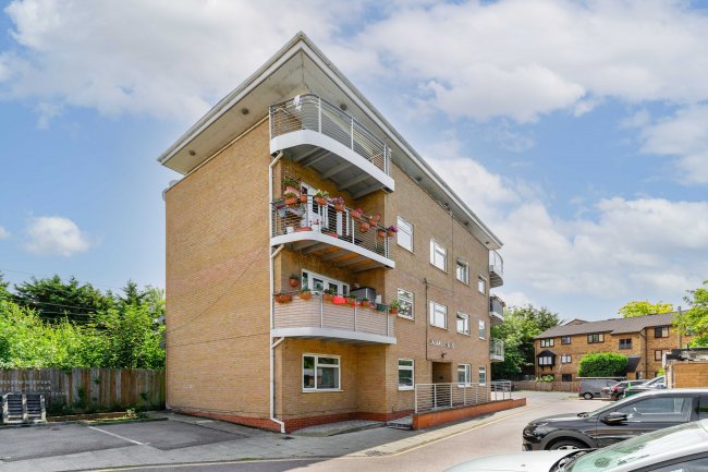 Jassal Court, 3a Stocksfield Road, Walthamstow, London, E17 3FF 5