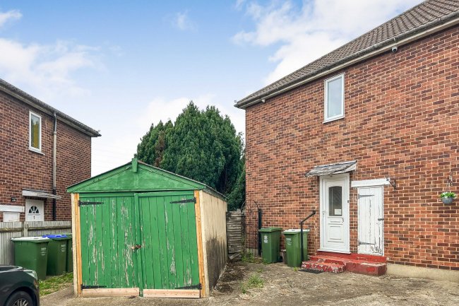 3 Gwillim Close, Sidcup, Kent, DA15 9NQ 7