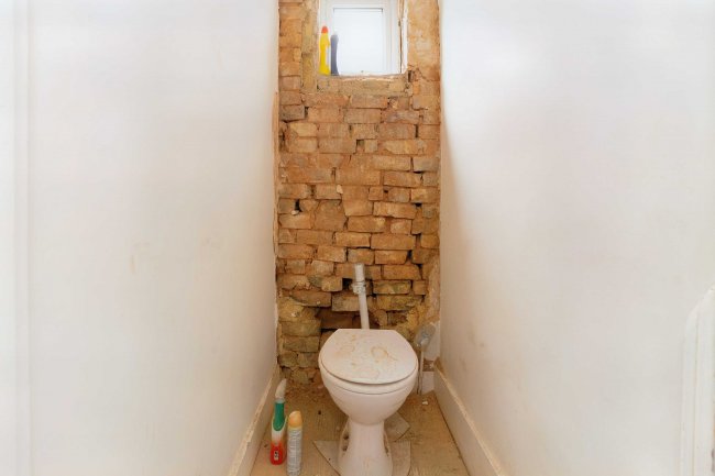 148 Whittington Road, Wood Green, London, N22 8YL 10