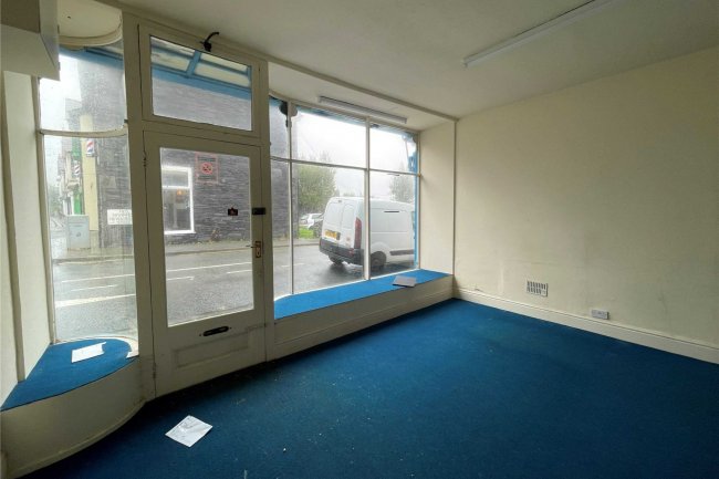 2 Newborough Street, Blaenau Ffestiniog, Gwynedd, LL41 3DG 8