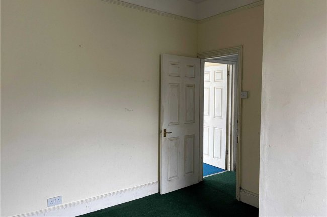 2 Newborough Street, Blaenau Ffestiniog, Gwynedd, LL41 3DG 8