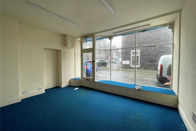 2 Newborough Street, Blaenau Ffestiniog, Gwynedd, LL41 3DG 8