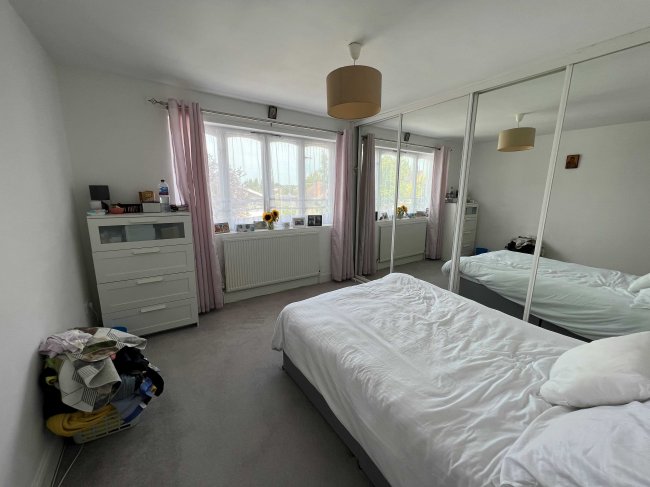 Andover House, Courthouse Road, London, N12 7PJ 3