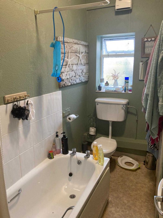 4 West Street, Blandford Forum, Dorset, DT11 7AJ 4