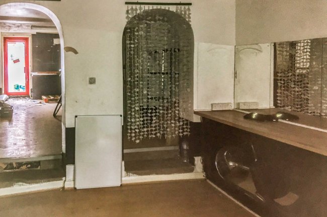 Ground Floor and Basement, 99 Blackheath Road, Greenwich, London, SE10 8PD 3