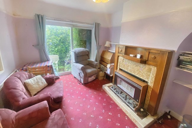 117 Ribblesdale Avenue, Northolt, Middlesex, UB5 4NH 5