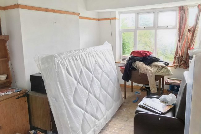 2 Woodlands Close, Basildon, Essex, SS16 4TW 9