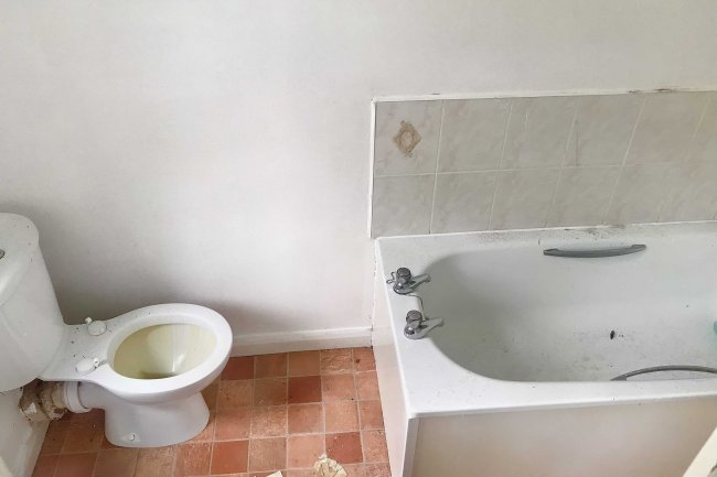 2 Woodlands Close, Basildon, Essex, SS16 4TW 9