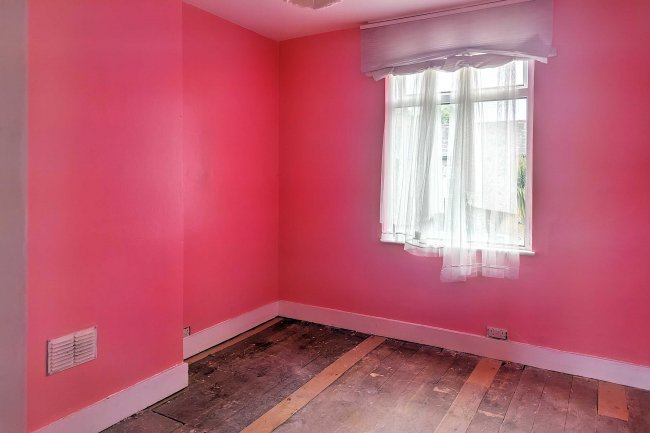 47 Alexandra Road, Hendon, London, NW4 2RX 2