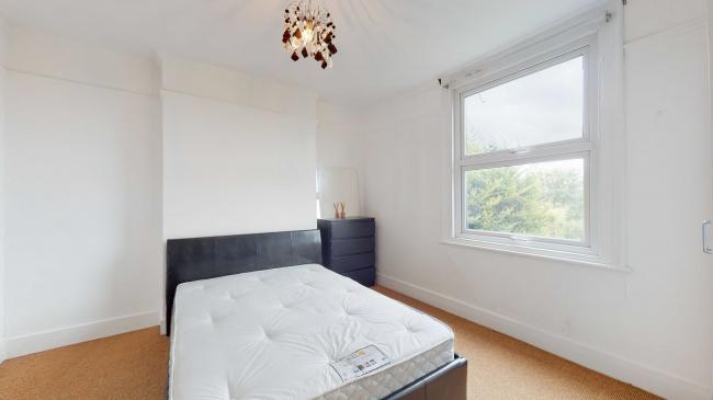 137b Bathurst Gardens, Kensal Rise, London, NW10 5JJ 4