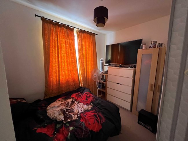 Hanley House, Courthouse Road, London, N12 7PJ 4