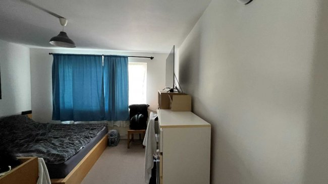 Hanley House, Courthouse Road, London, N12 7PJ 4