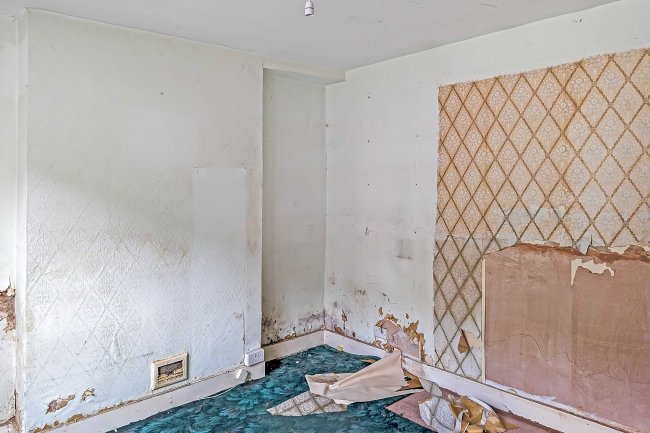 Flat A, 12 Curwen Road, Shepherds Bush, London W12 9AE 10