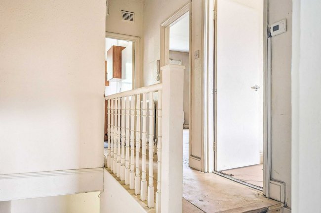 Flat D, 222 Hammersmith Grove, Hammersmith, London W6 7HG 10