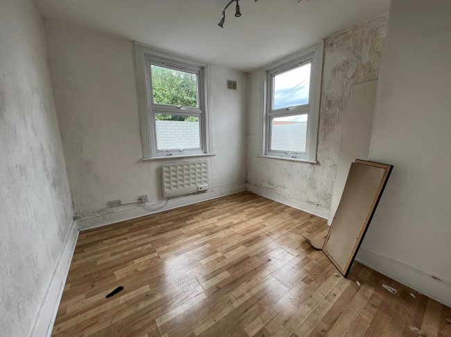 130A Hoe Street, Walthamstow, London, E17 4QR 10