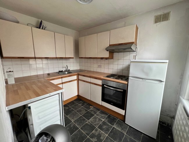 130A Hoe Street, Walthamstow, London, E17 4QR 10