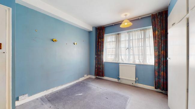 46 Winchester Court, Vicarage Gate, London, W8 4AE 10