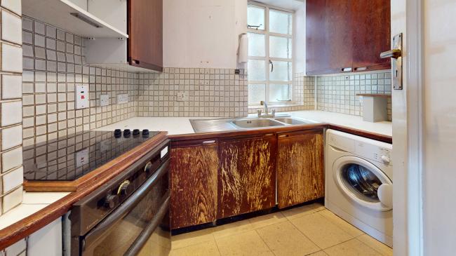 46 Winchester Court, Vicarage Gate, London, W8 4AE 10