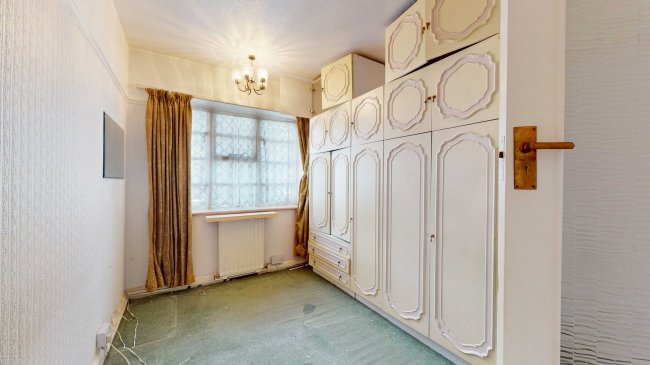 25 Winchester Court, Vicarage Gate, London, W8 4AE 1