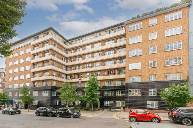 25 Winchester Court, Vicarage Gate, London, W8 4AE 1