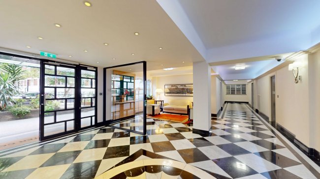 25 Winchester Court, Vicarage Gate, London, W8 4AE 1