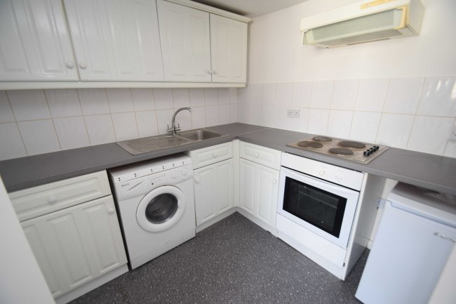 16 Cavendish Place, Eastbourne, East Sussex, BN21 3EJ 4