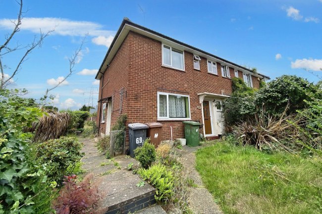 69 Cowley Hill, Borehamwood, Hertfordshire, WD6 5LH 9