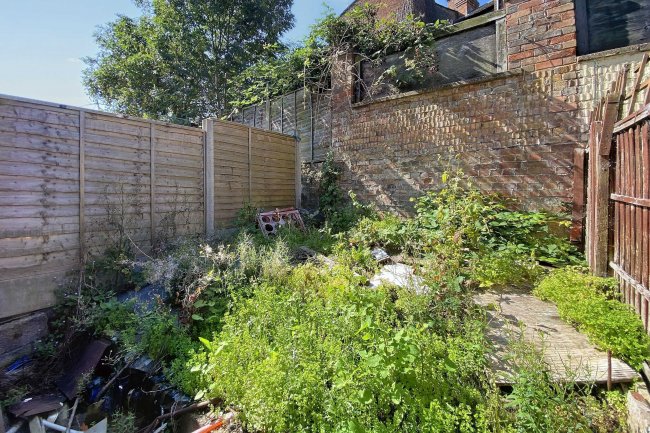 48 Kingsland Road, Luton, Bedfordshire, LU1 3DP 4