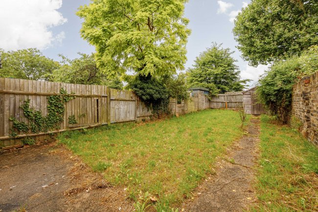 20 Drayton Green, Ealing, London, W13 0JF 9