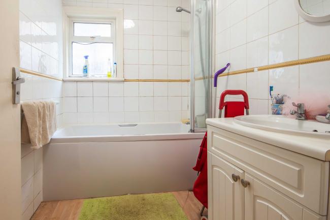 28A Leopold Road, Harlesden, London, NW10 9LH 5