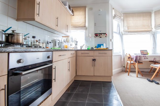 35B Leopold Road, Harlesden, London, NW10 9LN 9