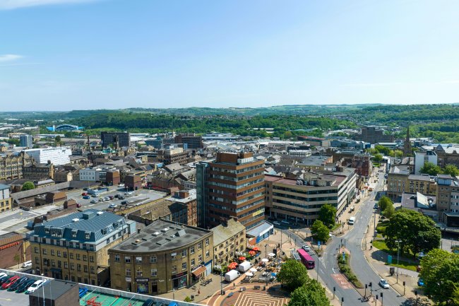 30 Market Street, Huddersfield, HD1 2HG 3