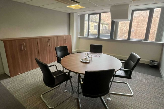 30 Market Street, Huddersfield, HD1 2HG 3