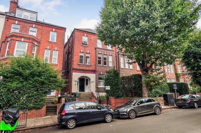 121 Fordwych Road, Cricklewood, London NW2 3NJ 2