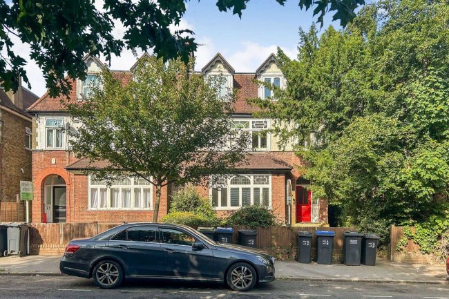 7 Ashburton Road, Croydon, CR0 6AP 9