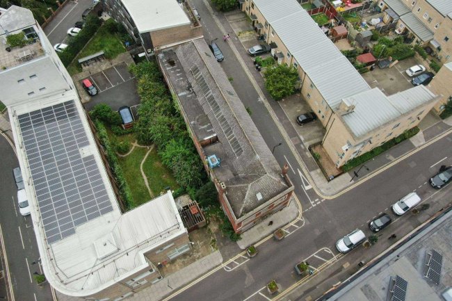 25 Elsdale Street, Hackney, London E9 6QY 2