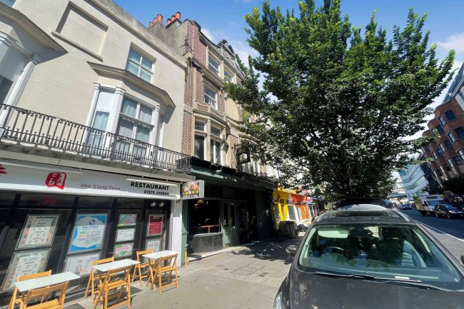 Royal Standard, 59 Queens Road, Brighton and Hove, Brighton BN1 3XD 4